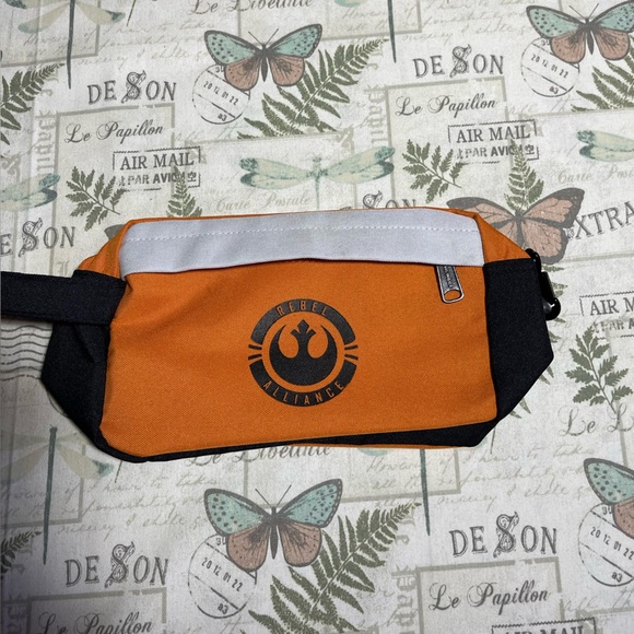 Star Wars Restore The Republic Loot Crate Pouch Orange black Disney - Picture 1 of 10